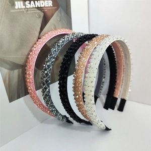 Serre-tête de Luxe en Perles de Cristal Artificiel pour Femmes Élégant Large Rembourré en Satin Antidérapant Accessoires Cheveux