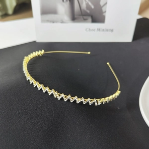 Elegant Alloy Rhinestone Headband For Women Gold Thin Zigzag Wave Hairband Forest Style Sparkly Simple Hair Accessory Headpiece