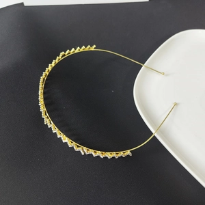 Elegant thin gold headband with sparkling rhinestone wave design for women hair accessories