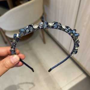 Serre-tête en cristal étincelant avec strass bleus et design de luxe fait à la main