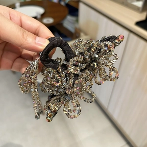 Handmade Artificial Crystal Flower Hair Claw Clip With Tassel Luxury Beaded Shark Clip Elegant Women Hair Accessories