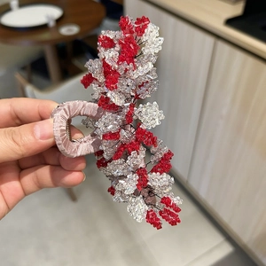 Pince à Cheveux à Perles de Cristal Artificiel Fait à la Main pour Femmes Élégante Pince à Requin Fleur Rouge Accessoires