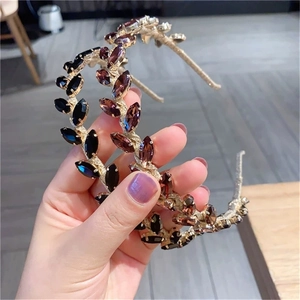 Luxury Baroque style leaf headband with crystal inlay and vintage gold metal frame