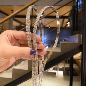 Ensemble de deux serre-têtes argentés avec strass brillants, accessoires de cheveux