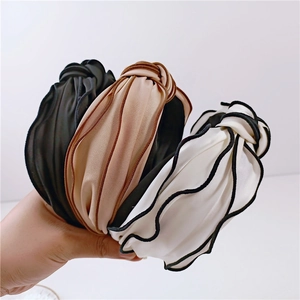 Elegant Satin Texture Knot Headband For Women Wide Ruched Hairband With Contrast Piping Fashion Hair Accessories For Daily Use