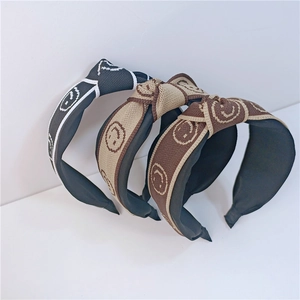 Serre-tête en Maille Avec Visage Souriant Nœud Torsadé pour Femmes Style Coréen Bandeau Cheveux Tissu Extérieur Lavage Visage