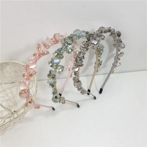Exquisite crystal headband set with four colors of faceted resin beads for women
