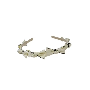 Serre-tête élégant à nœud crème avec bordure noire, accessoire de cheveux chic pour femme