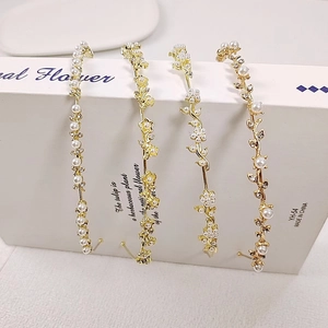 Baroque Gold Alloy Artificial Pearl Rhinestone Flower Leaf Headband Vintage Elegant Hairband Hair Accessories For Women Wedding Party