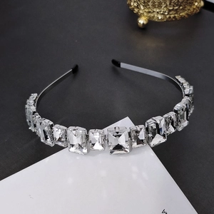 Cerchietto barocco in argento con grandi cristalli rettangolari e diamanti brillanti