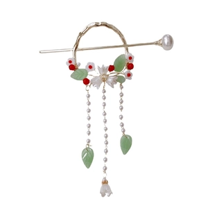Golden Chinese hair stick with white flowers and long pearl tassels for Hanfu styling