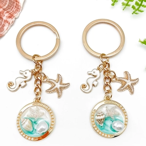 Porte-Clés Thème Océan d'Été Alliage d'Or Hippocampe Étoile de Mer Tortue Sirène Conque Résine Künstliche Perle Pendentif Bijoux