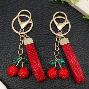 Sparkling Red Rhinestone Cherry Keychain With Resin Fruit Gold Alloy Key Ring Luxury Bag Pendant Accessory For Women