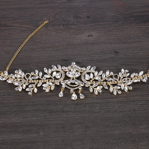 Serre-tête de mariée doré élégant avec strass et pendentif en cristal en forme de goutte