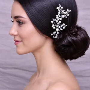 Épingle à cheveux de mariée faite main avec perles et strass sur fil d'argent de mariage