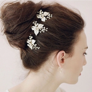 Handmade pearl leaf bridal hair pins set of 3 for wedding hairstyles for women
