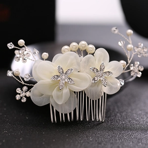 French Style Bridal Flower Hair Comb With Rhinestones And Faux Artificial Pearls Romantic Wedding Hair Accessory For Women Photography