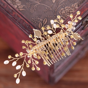 Handmade bridal hair comb with pearls and rhinestones on gold wire for weddings