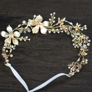 Squisita fascia per capelli da sposa con foglie dorate fatte a mano e perle per matrimoni