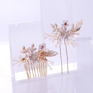 Ensemble peigne et épingle à cheveux de mariée fait main avec feuilles dorées et perles