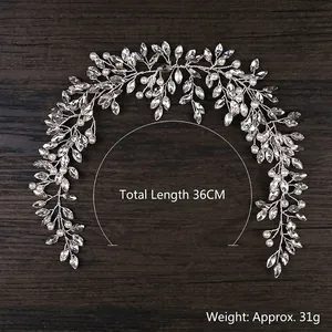Vigne de cheveux de mariée avec feuilles argentées, perles et strass, longueur 36cm