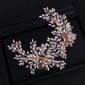 Exquisites Braut-Haarkamm mit Goldblatt-Design und funkelnden Strasssteinen für Hochzeit