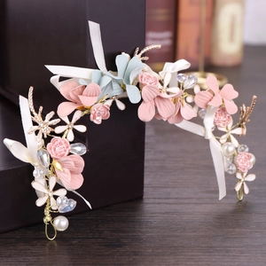 Couronne de fleurs pour filles avec fleurs en tissu rose et bleu, perles et accents dorés