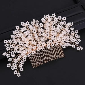 Handmade bridal hair comb with gold wire weaving and cluster of white pearls