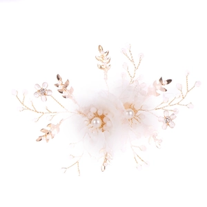 Handmade bridal hair clip with white mesh flowers and pearls in champagne gold finish