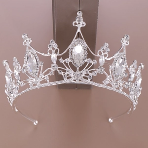 Elegante corona da sposa in lega d'argento con cristalli per matrimoni e balli