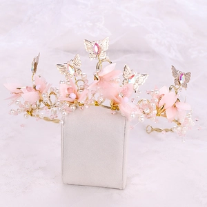 Détails du diadème de mariée fait main avec papillons dorés et perles roses