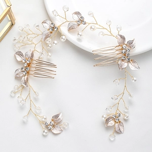 Vite per capelli da sposa con foglie dorate, perle e cristalli su pettini laterali doppi