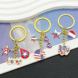 Porte-clés créatifs du Jour de l'Indépendance avec breloques en émail rouge blanc bleu