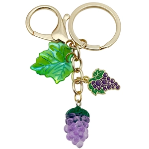 Portachiavi creativo uva in resina viola con foglia verde e anello in oro per borse
