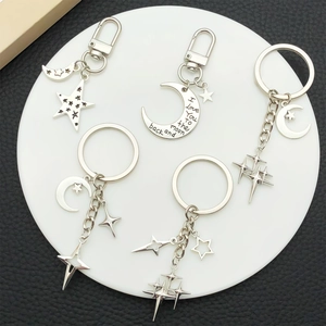Lot de porte-clés argentés célestes avec breloques lune et étoiles et gravure inspirante