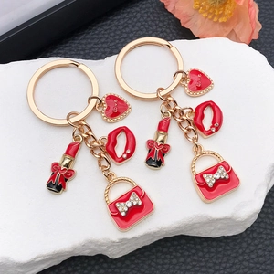 Portachiavi in Smalto di Lega di Zinco di Moda Labbra in Strass Rossetto Borsa Ciondolo a Cuore Pendente per Borsa Gioielli Regalo Donna