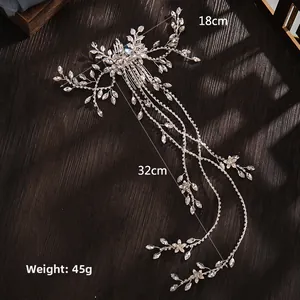 Dettaglio pettine per capelli da sposa in argento con cristalli, larghezza 18cm e lungo 32cm