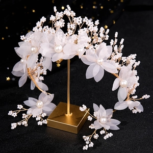Ensemble Serre-tête Et Boucles d'Oreilles de Mariée Française Fleur en Tissu de Maille Künstliche Perle Blanche Fil d'Alliage d'Or Femme