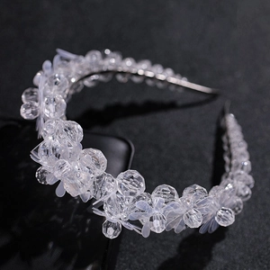 Serre-tête de Mariage Artisanal avec Perles Fleurs en Résine Accessoires Cheveux Mariée Vintage Élégant Bijoux Fête Femme