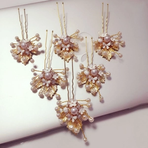 Set mit 6 goldenen Brauthaarnadeln mit Perlen und Metallblättern für Hochzeitsfrisuren