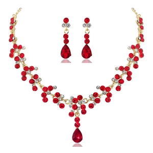 Elegantes Brautschmuck-Set mit roten Wassertropfen-Edelsteinen und Kristallen in Gold