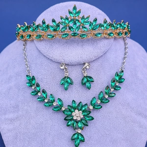Conjunto de joyas de novia vintage con corona, collar y pendientes de cristal esmeralda