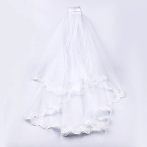 European white double layer bridal veil with elegant lace edge and hair comb accessory