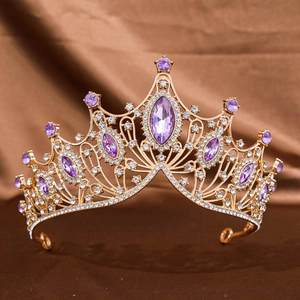 Tiare dorée baroque avec strass violets et cristaux marquise pour coiffure de mariage