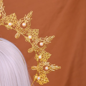 Golden halo crown headband with vintage filigree patterns and white pearls for women