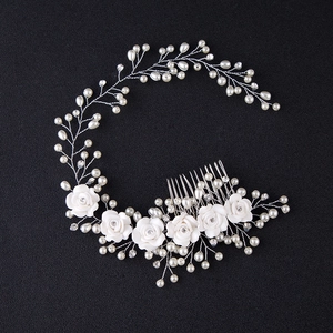 Handmade bridal hair comb with clay roses, white pearls and sparkling rhinestones