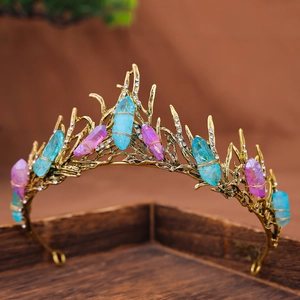 Baroque retro crown with natural stone crystals and golden tree branch frame design