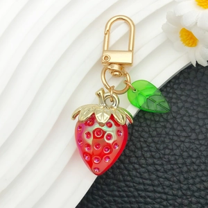Cute Simulation Strawberry Fruit Keychain With Green Leaf Rhinestone Inlaid Zinc Alloy Resin Sweet Bag Pendant For Women Girls
