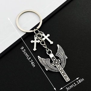 Vintage Antiksilber Zinklegierung Kreuz Flügel Schlüsselanhänger Religiöser Gothic Punk Taschenschmuck Anhänger Für Herren Damen