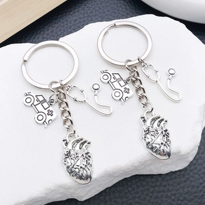 Medical Theme Zinc Alloy Keychain Antique Silver Stethoscope Anatomical Heart Ambulance Syringe Nurse Doctor Graduation Jewelry Gift